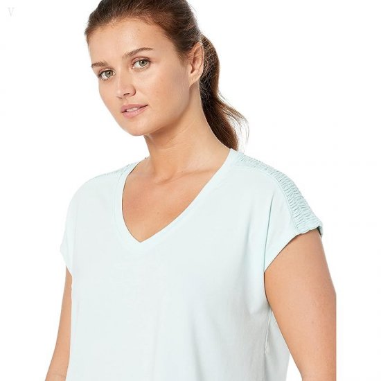 L.L.Bean Petite Beyond Soft Short Sleeve V-Neck Tee Nautical Aqua ID-4v4dwAIu