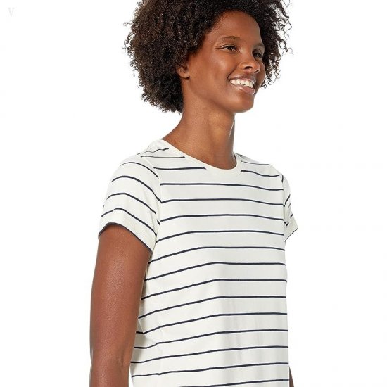 L.L.Bean Soft Stretch Supima Tee Crew Neck Striped Short Sleeve Sailcloth/Classic Navy ID-xuOSjesj